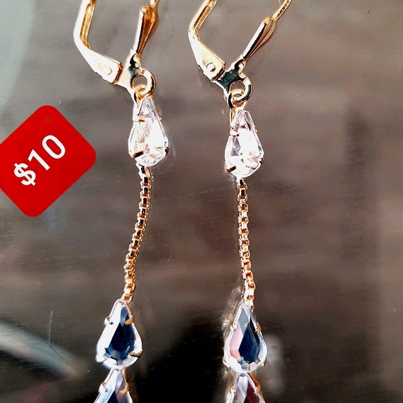 earrings - Picture 1 of 1